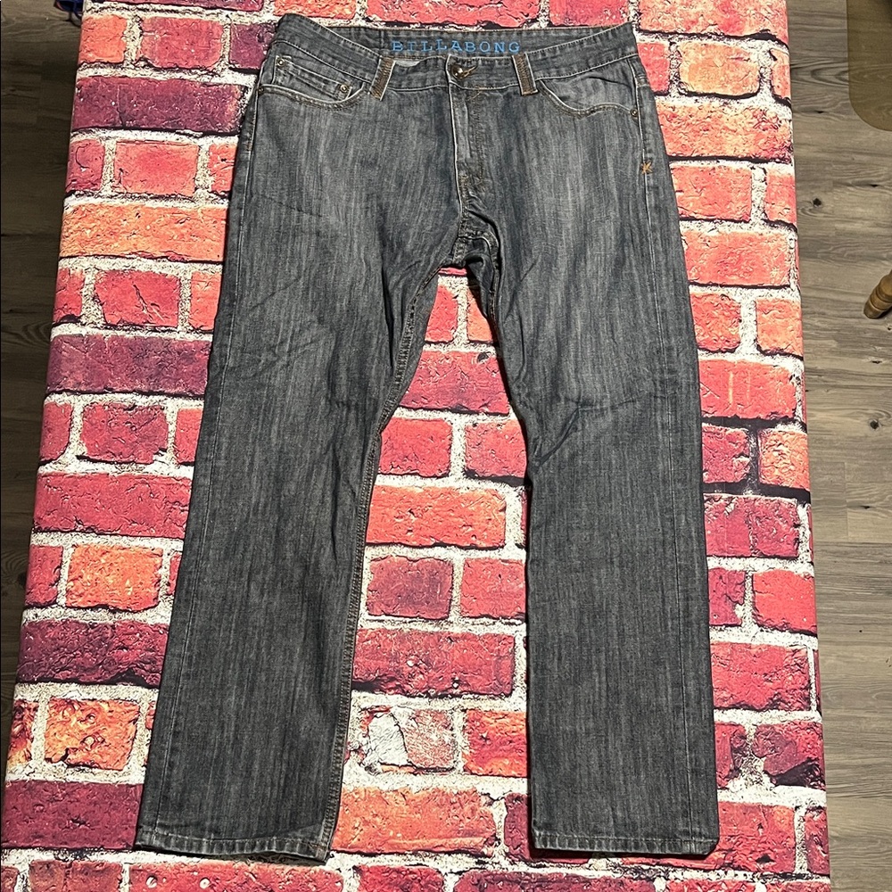 Billabong Men's Dark Gray Straight Jeans